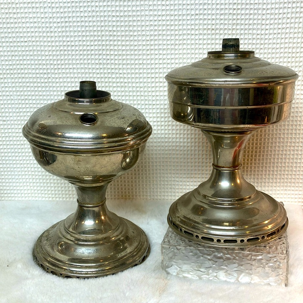 Kerosene oil lamp bases